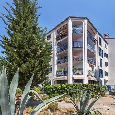 Gorgeous Apartment In Pula With House Sea View Buitenkant foto
