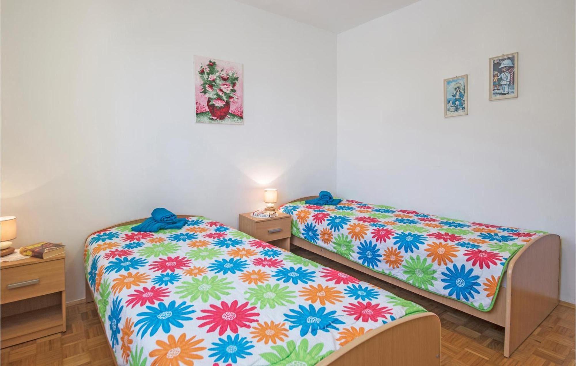 Gorgeous Apartment In Pula With House Sea View Buitenkant foto
