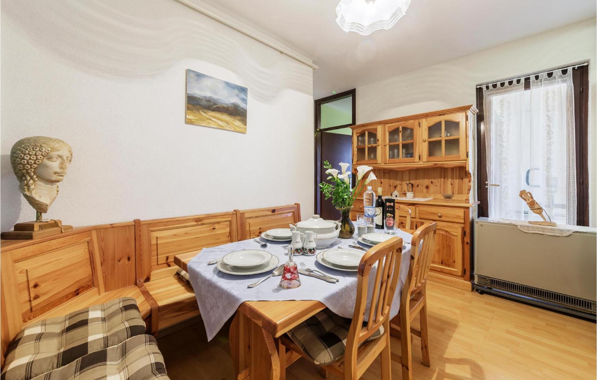 Gorgeous Apartment In Pula With House Sea View Buitenkant foto