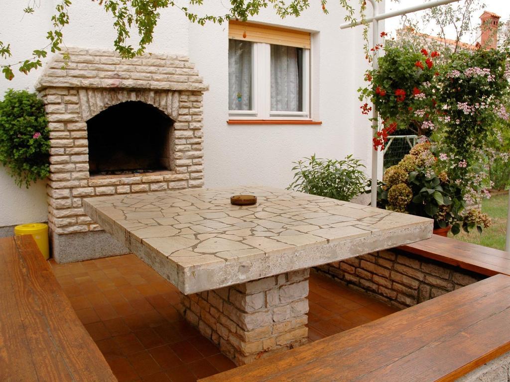 Gorgeous Apartment In Pula With House Sea View Buitenkant foto